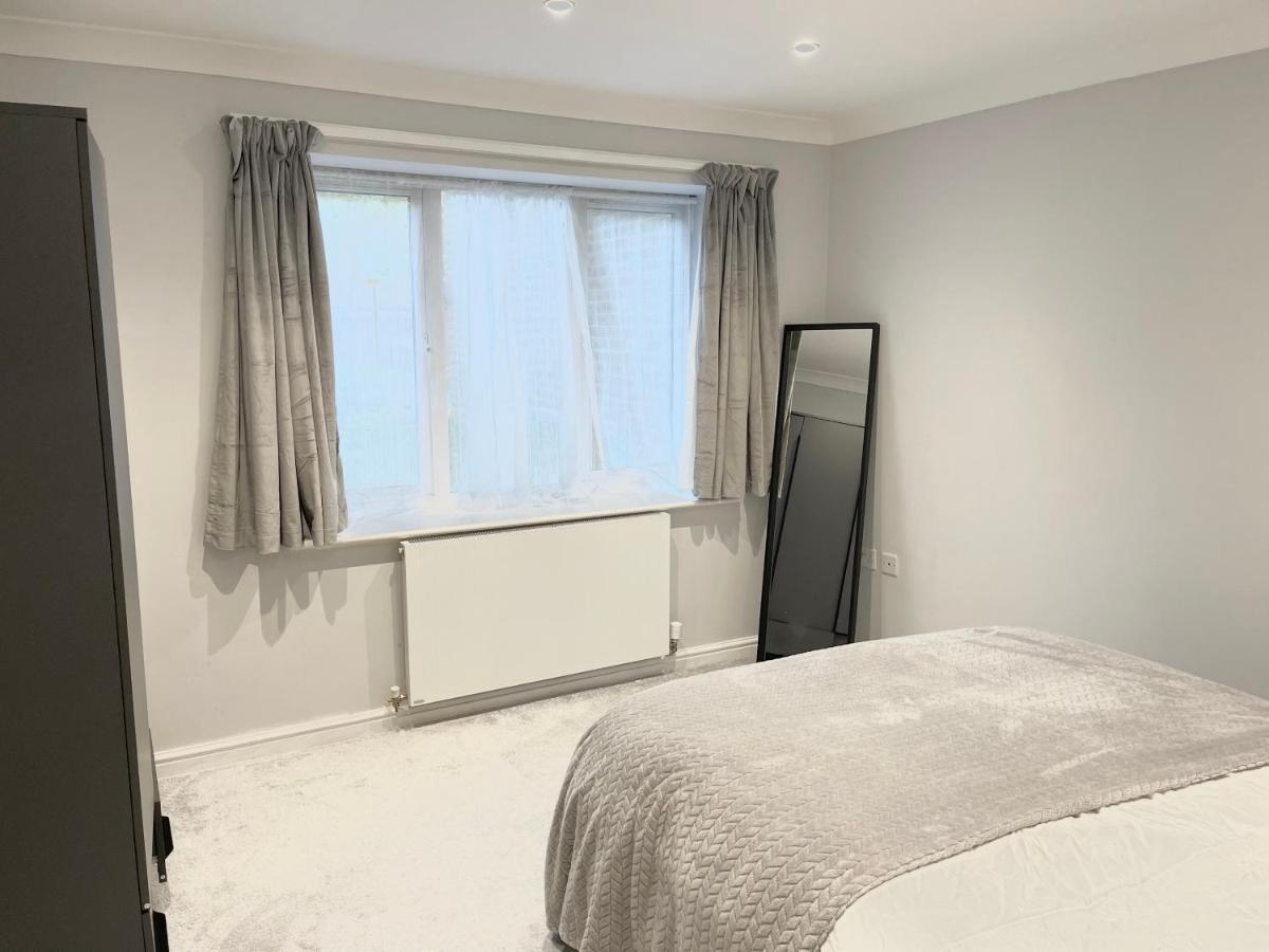 Lovely 1 Bed Apartment, 15Mins From Central London Londres Exterior foto